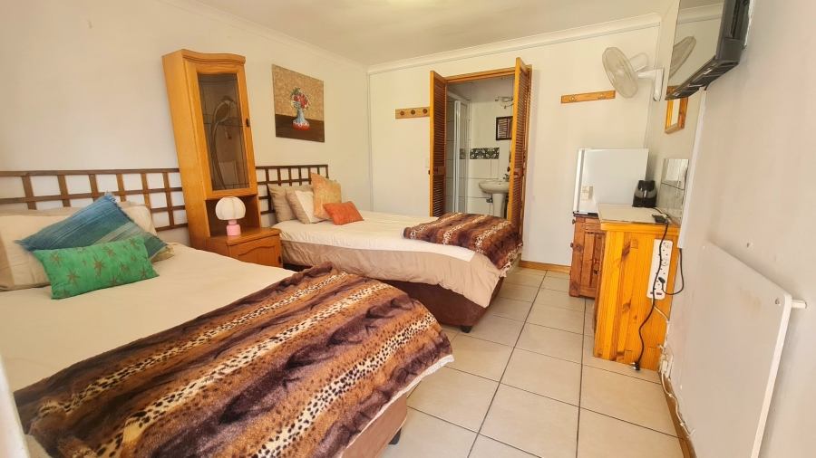 8 Bedroom Property for Sale in Knysna Central Western Cape